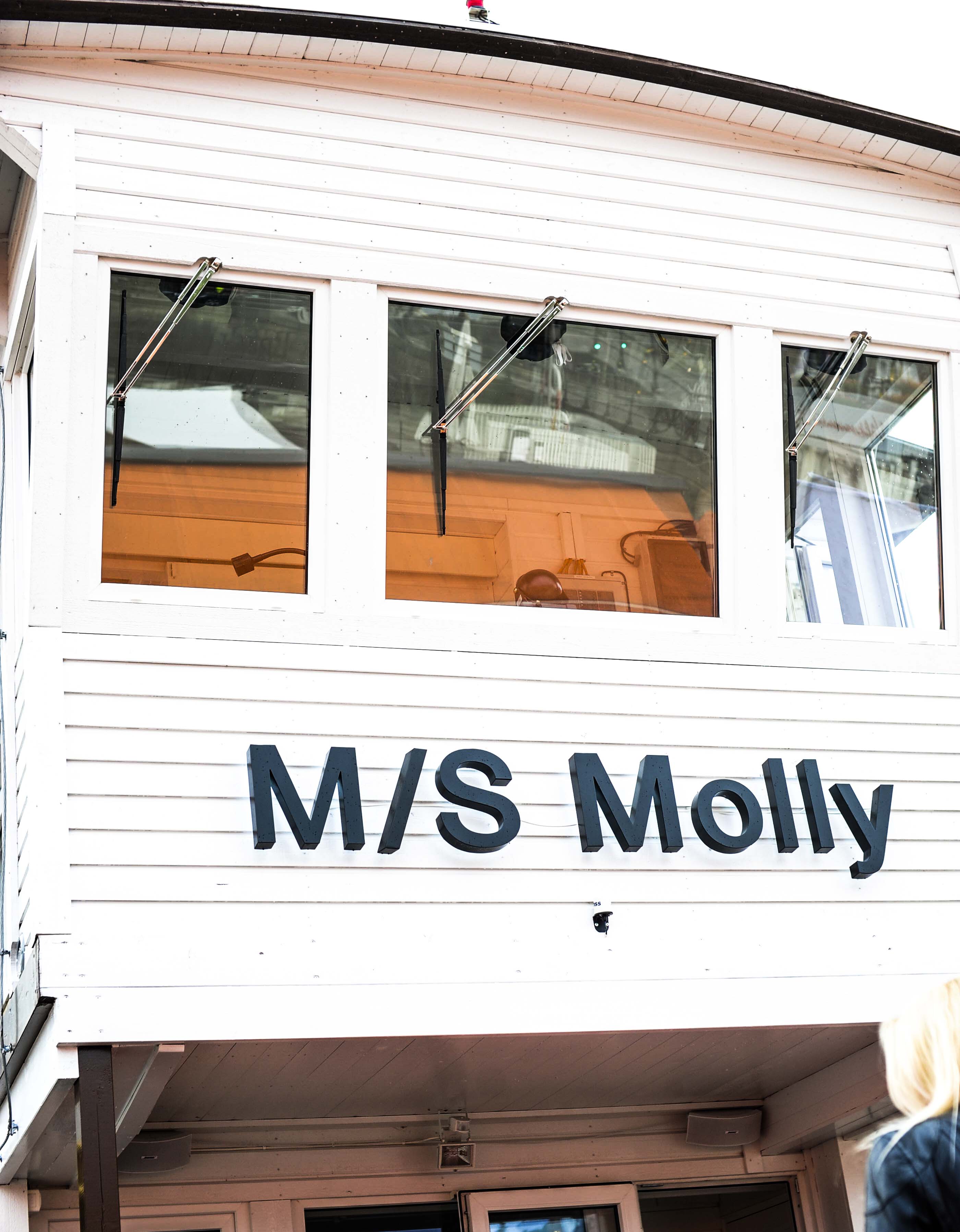 MS Molly
